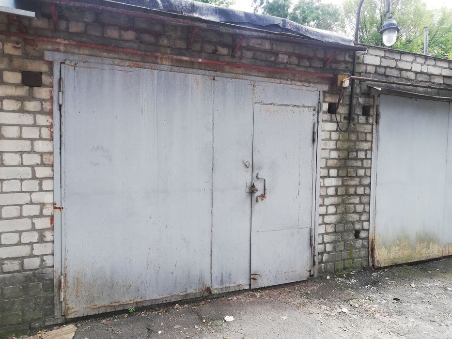 Гараж кирпичный с ямой: 6 900 $ - Продаж гаражів, парковок Київ на Olx