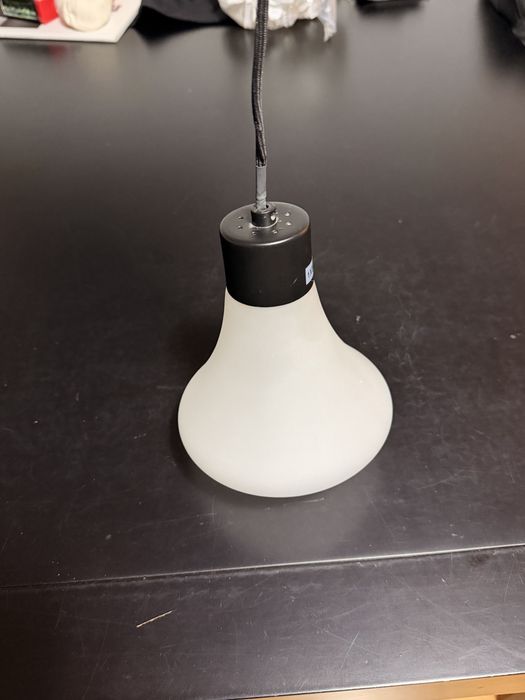 Candeeiro de teto em vidro opalino de estilo moderno BoConcept