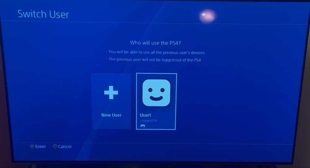 Playstation 4 + 2 comandos  + 12 jogos