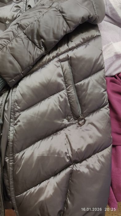 Пальто зимове 56-58 розмір с капюшоном