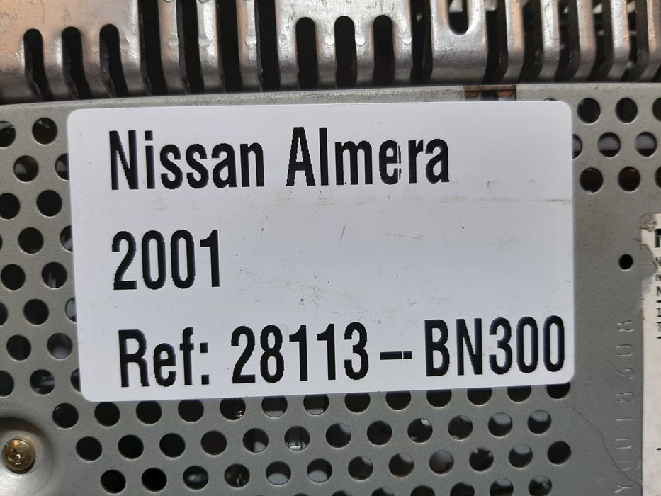 Rádio / auto-rádio NISSAN Almera I Hatchback (N15)