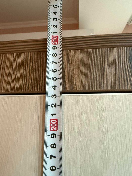 Шкаф з ДСП на замовлення 1000х1000х2100