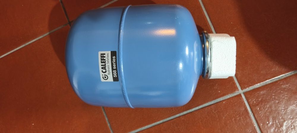 Vaso expansão água sanitária caleffi 8lts