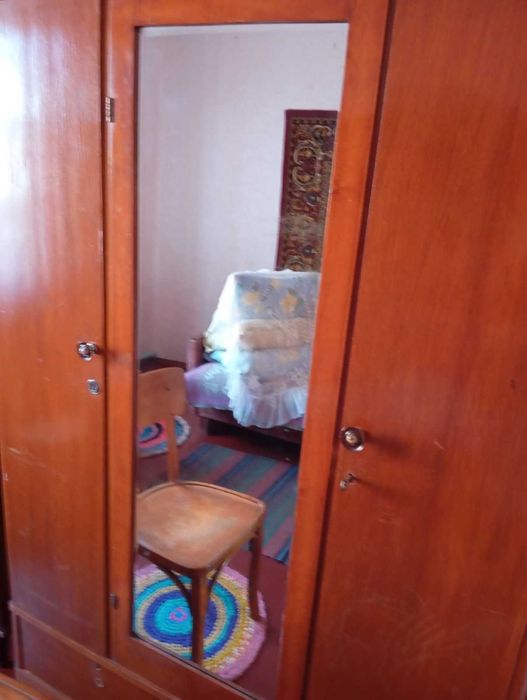 Віддам безкоштовно мебель