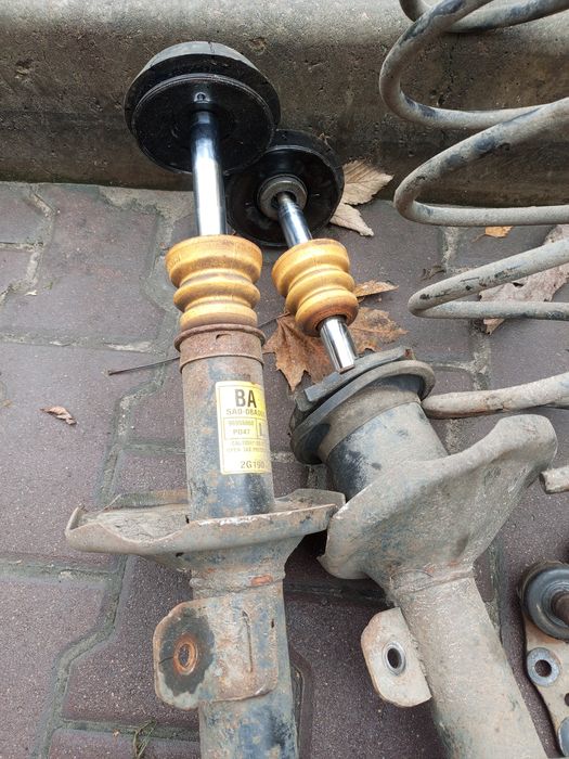 Продам, все що на фото, стояло, на Шевроле лачетті!!!