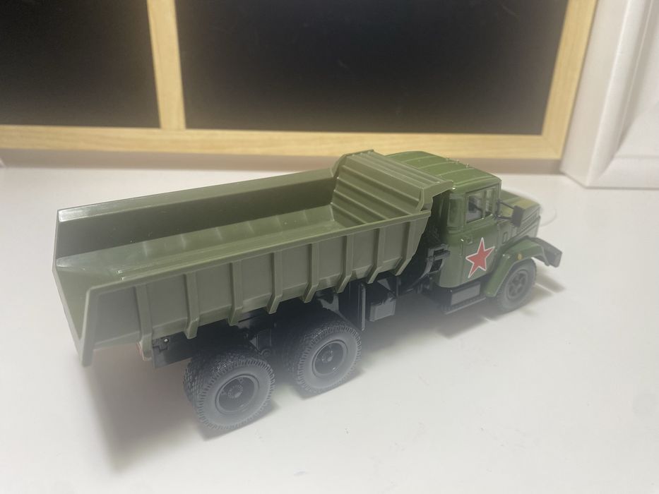 Kraz 6510 model 1:43 soviet Autotime wywrotka Rosja