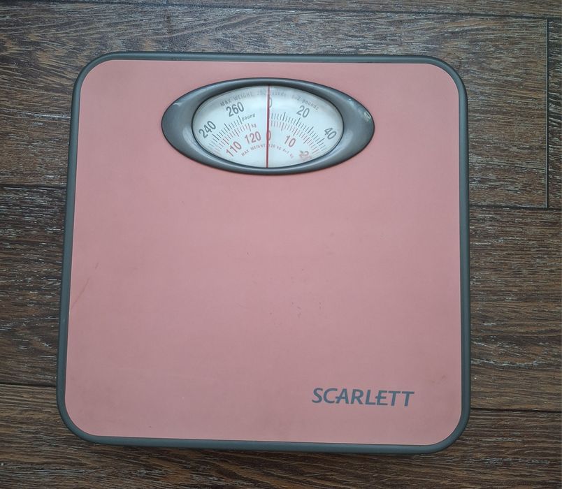 Продам весы напольные