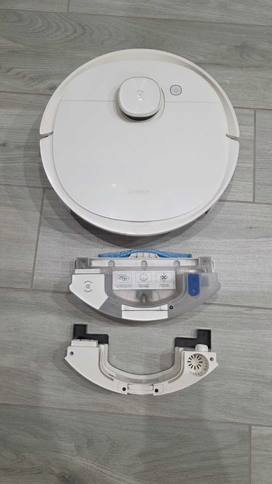 Миючий робот-пилосос ECOVACS DEEBOT T9+ з автовивантаженням
