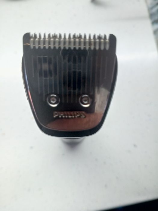 Продам тример Philips MG 7770