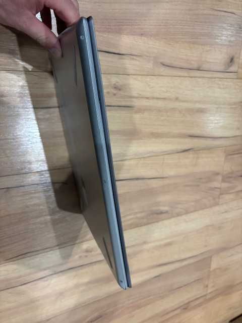 HP Pavilion 15.6 i5-1035G1 FHD TouchScreen RAM 12GB WIN 11 / POLECAM /