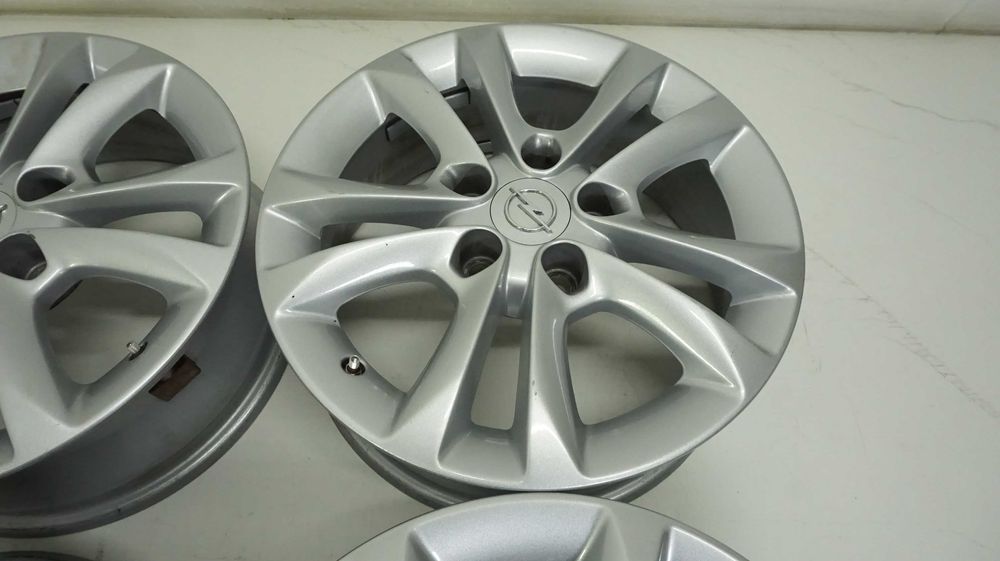 Felgi 16 Opel Astra H Zafira B Meriva Signum Vectra C Corsa D 5X110