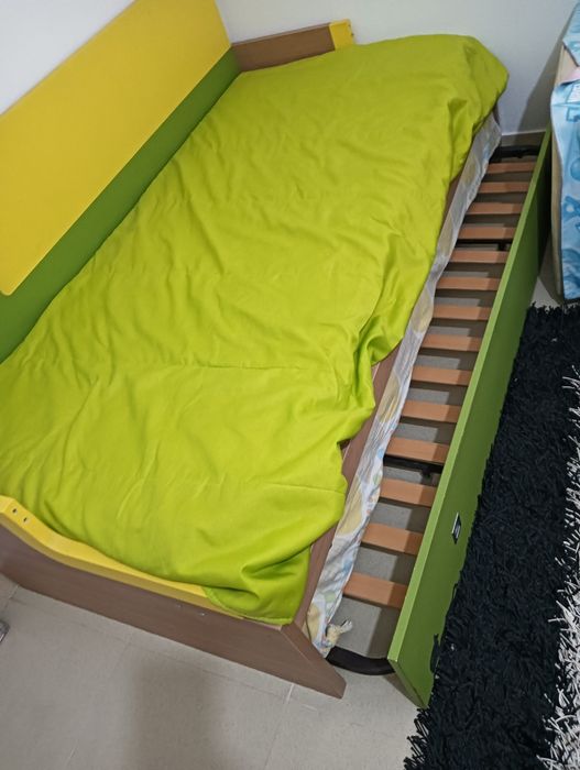 Cama solteiro dupla
