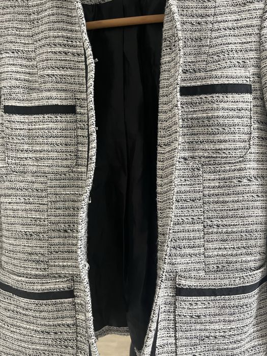 Szara marynarka ze stójką