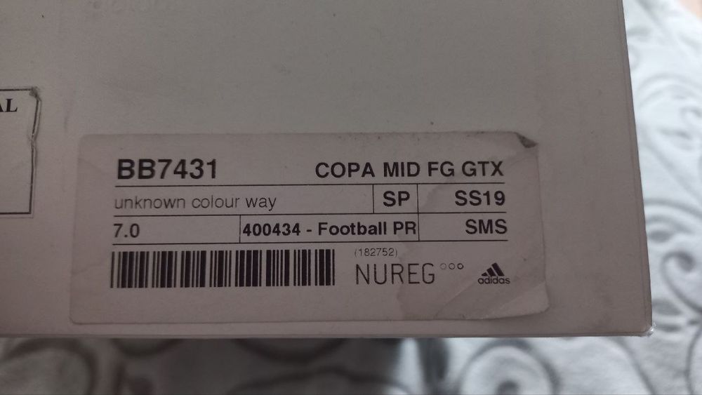 Футбольні бутси, бампи, копи Adidas