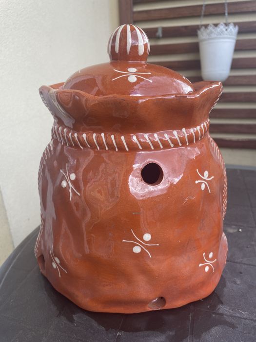 Recipiente para guardar cebolas
