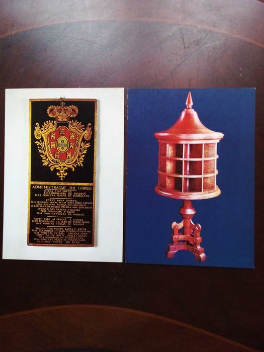 12 Postais com peças do Museu dos CTT, editados pelo mesmo.