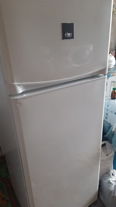 Холодильник ,, FAVRA,,