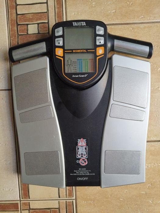 Analizator składu ciała waga tanita bc-545n