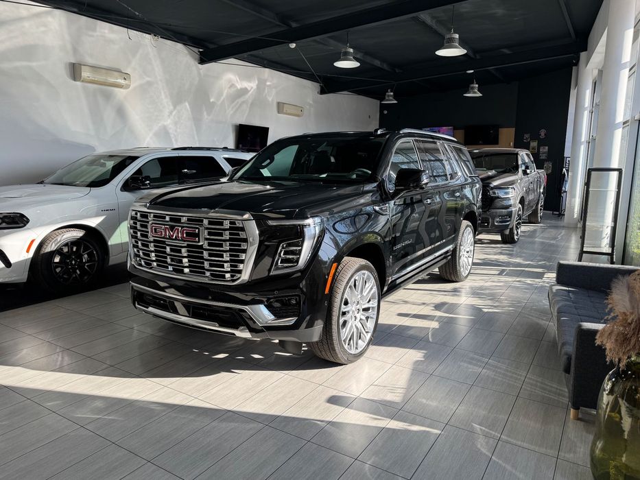 GMC Yukon 2026 Fabrycznie nowy, koła 24" wersja Denali