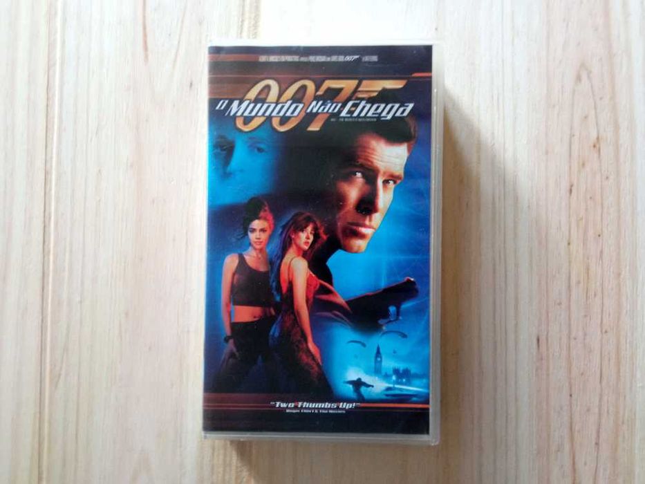 Filme 007 O Mundo Não Chega - VHS