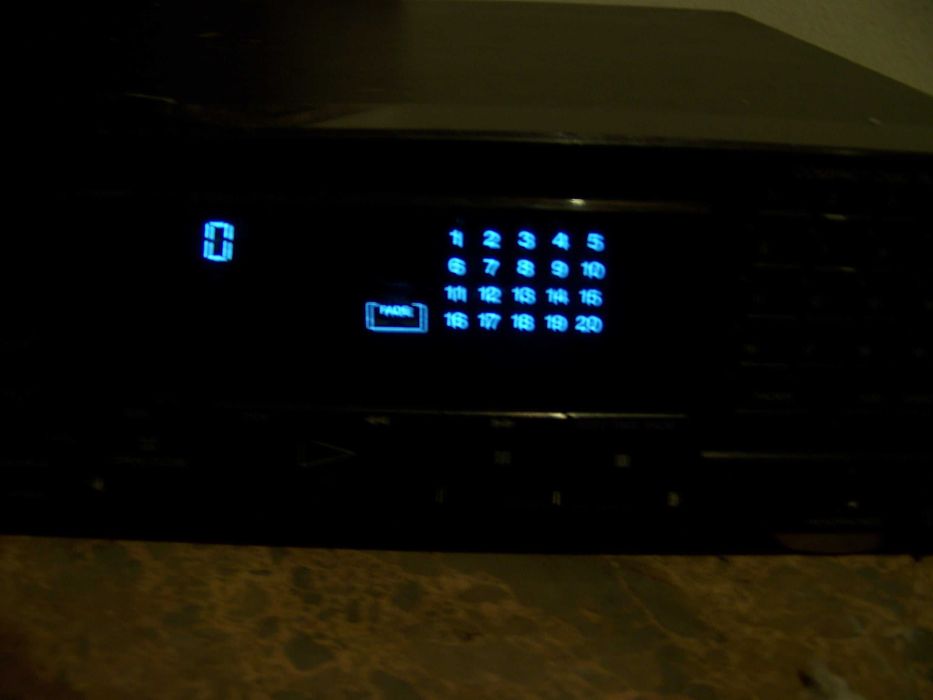 leitor de cds SONY CDP-M77
