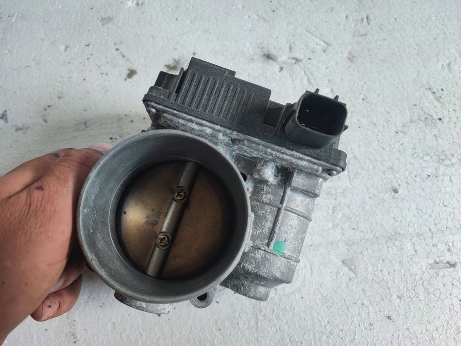 Przepustnica nissan 350z vq35de revup polift