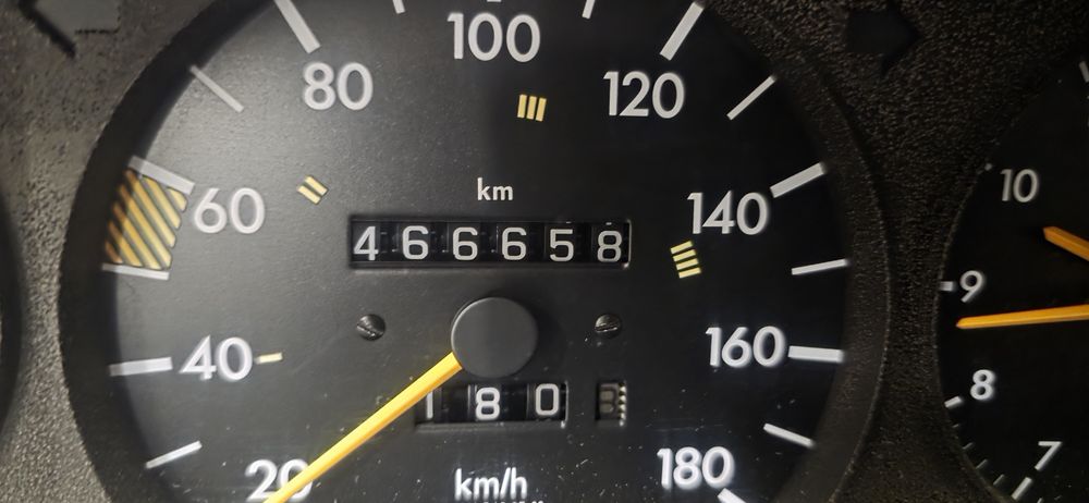 Mercedes 190d cx 5vl