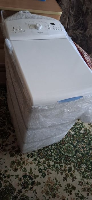 Пральна машина Whirlpool AWE 66710