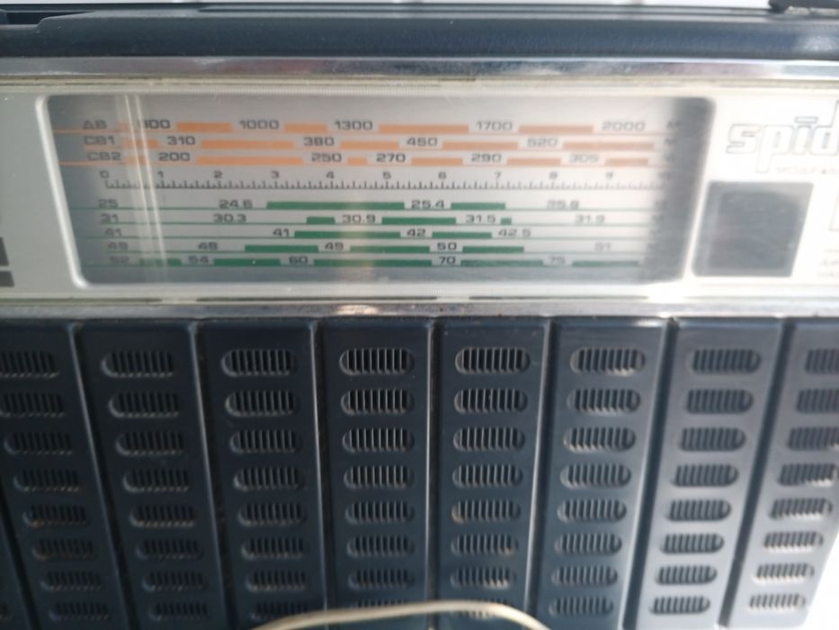 Ретро-радіоприймач VEF spidolo 232.