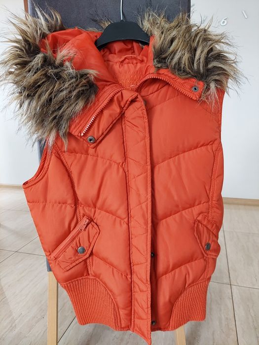 Sprzedam bezrękawnik puchowy Clockhouse!