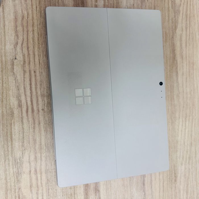 Surface Pro 5 - Bateria 100%