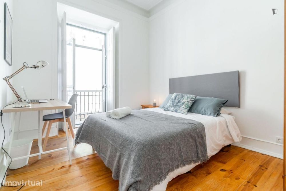 Quarto - localizado em Anjos Lisbon