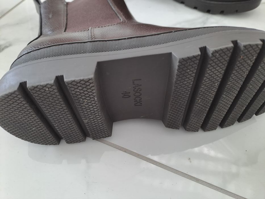 Nowe zimowe kozaki lasocki r 40