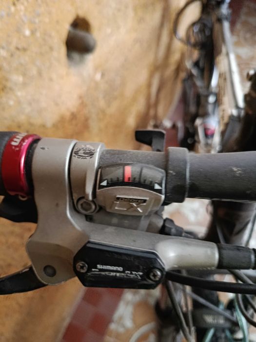 Bicicleta BTT suspenção total