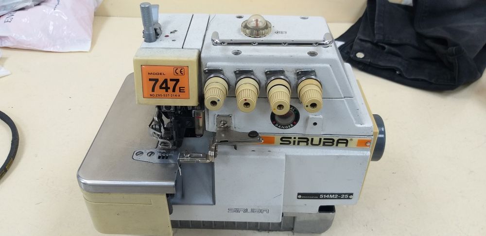 Оверлок промышленный