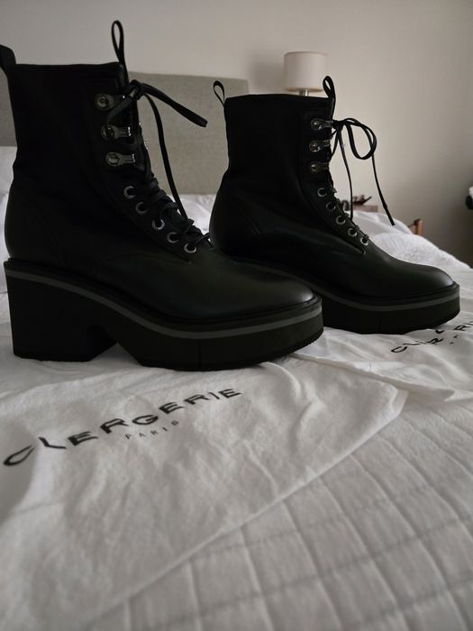 Botas da conceituada marca Clergerie, novas