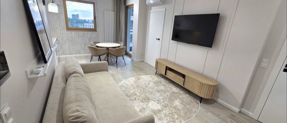 Apartament do wynajęcia - Warszawa, Prosta, Towarowa Squere, 7 piętro, wiodk zachodni