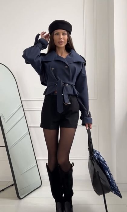 Укорочений жіночий тренч на підкладці