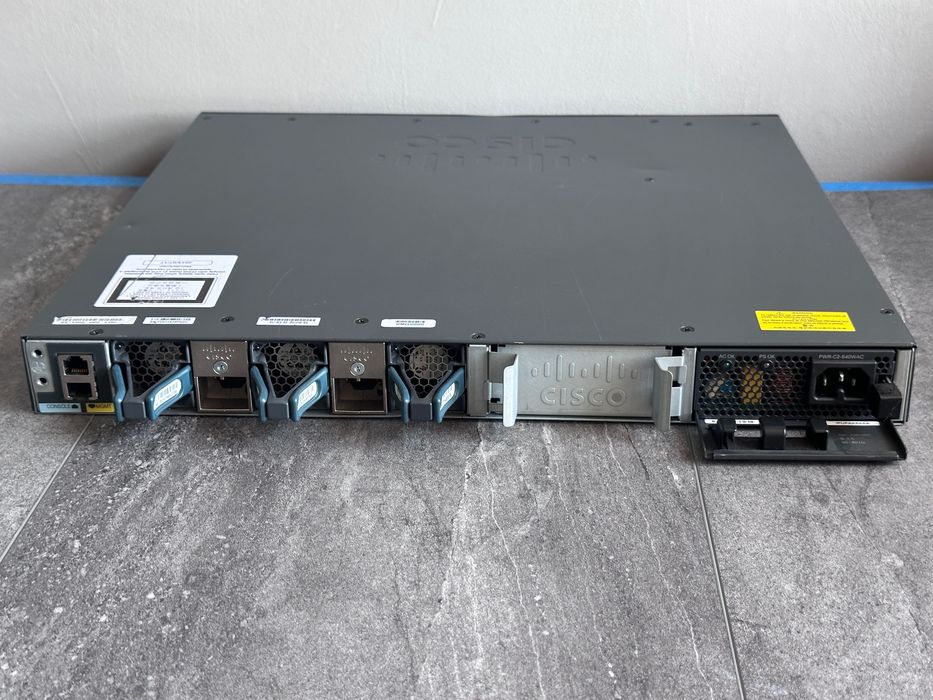 Комутатор Cisco Catalyst WS-C3650-48PD-S