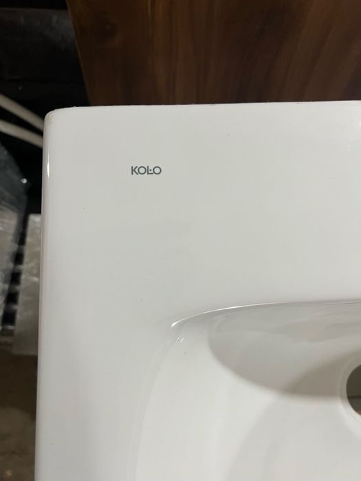 Умывальник с тумбой