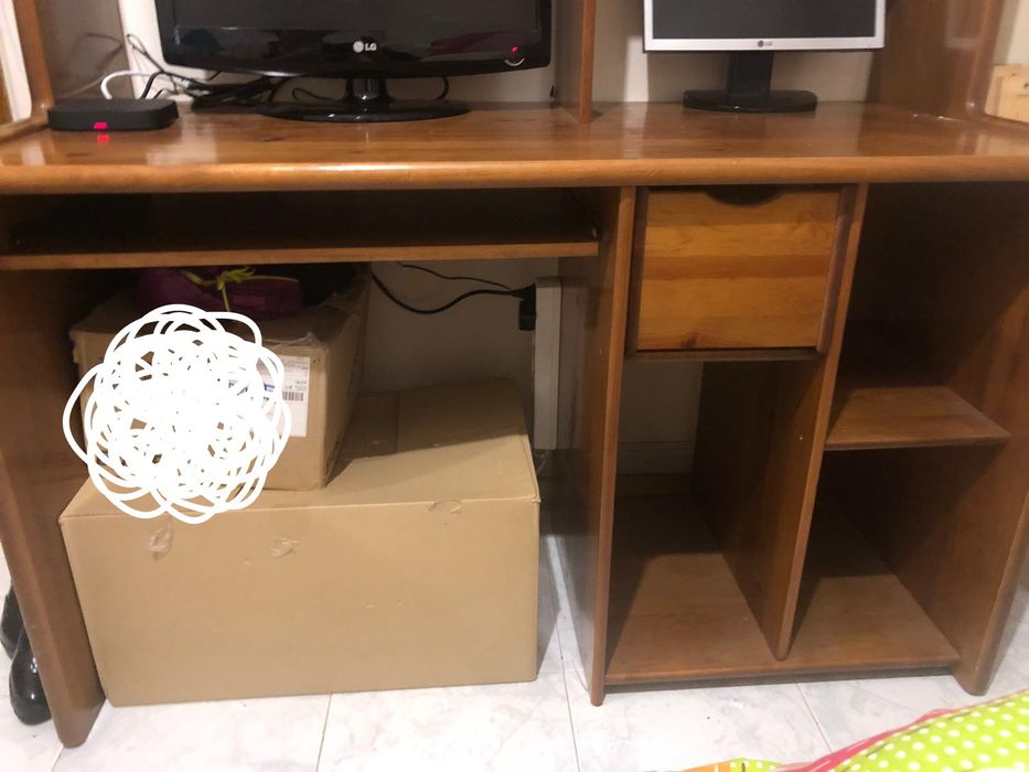 Secretaria em pinho mel maciça