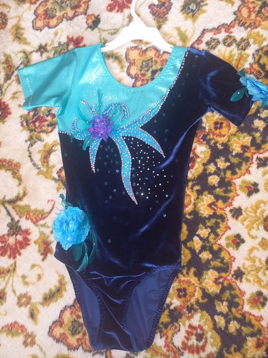 Купальник для художественной гимнастики