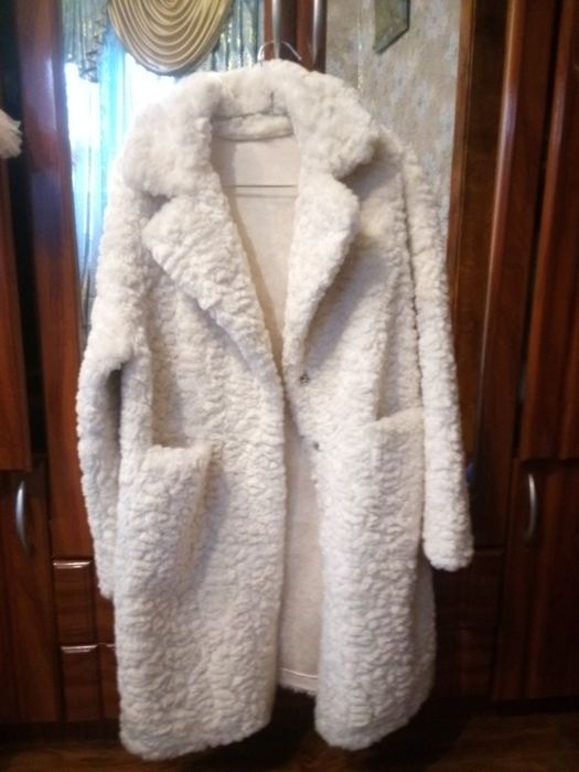 Шубка нова, розмір s.