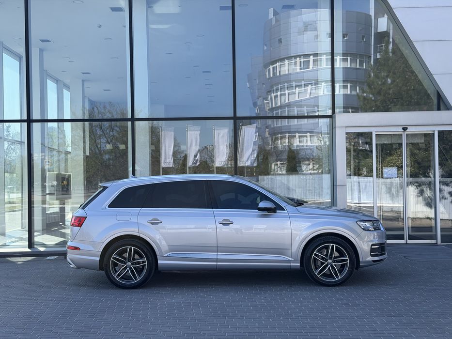 продам Audi q7 Prestige 2017