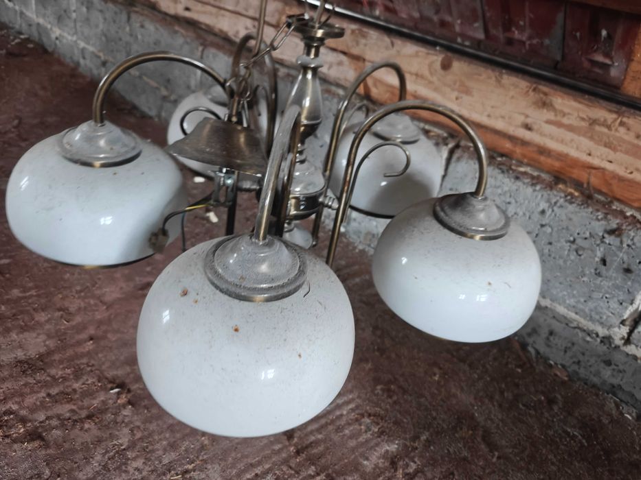 Lampa sufitowa z kinkietami