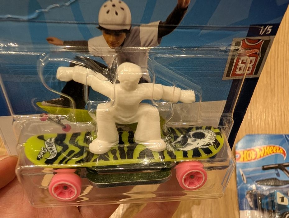 Hot wheels - skate grom i draggin wagon
