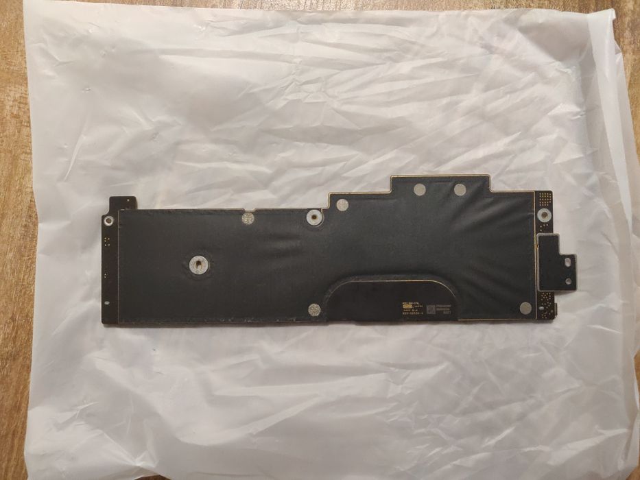 Материнська плата MacBook air 2022 m2 8/256 б/у