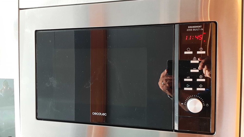 Excelente microondas com Grill