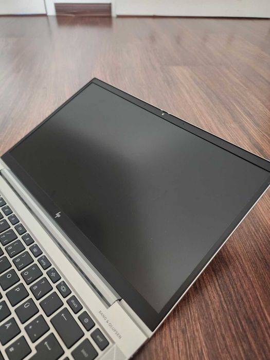 HP EliteBook 840 G7 | i7 | 32gb ram | 256gb ssd | b&o