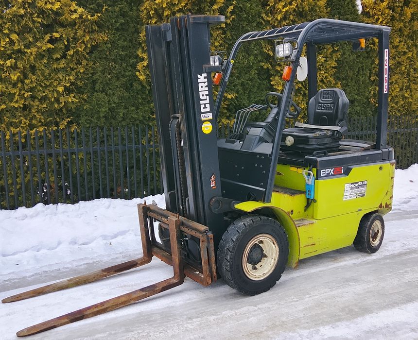 Wózek Widłowy Clark EPX25i Elektryczny Elektryk Widlak  2019 Triplex